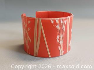 MaxSold Auction: Vintage Eco Resin Cuff Bracelet  - Toronto (Ontario, Canada) PARTNER MANAGED Reseller Online Auction - Queen Street West