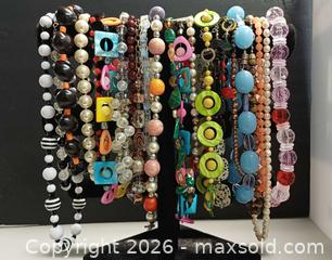 MaxSold Auction: Vintage Glass & Lucite Beaded Necklaces Lot  - Toronto (Ontario, Canada) PARTNER MANAGED Reseller Online Auction - Queen Street West