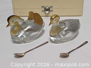MaxSold Auction: Vintage Japanese Wako Ginza Silver Metal & Glass Mandarin Ducks Open Salts - Toronto (Ontario, Canada) PARTNER MANAGED Reseller Online Auction - Queen Street West
