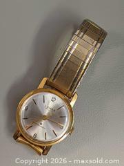 MaxSold Auction: Vintage Lamar Gold Plated Deluxe Antimagnetic Wrist Watch Working  - Toronto (Ontario, Canada) PARTNER MANAGED Reseller Online Auction - Queen Street West