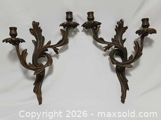 MaxSold Auction: Vintage Rococo Style Leaf Motif Brass Wall Sconces Made In Italy - Toronto (Ontario, Canada) PARTNER MANAGED Reseller Online Auction - Queen Street West