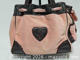 MaxSold Auction: Vintage Y2K JUICY COUTURE Daydreamer Pink Velour Satchel Shoulder Handbag  - Toronto (Ontario, Canada) PARTNER MANAGED Reseller Online Auction - Queen Street West