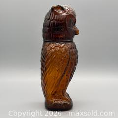 MaxSold Auction: Amber Glass Figural Owl Decanter with Cork Stopper - Ottawa (Ontario, Canada) SELLER MANAGED Downsizing Online Auction - Valley Stream Drive (CONDO)