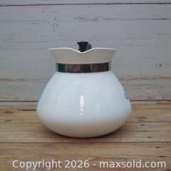 MaxSold Auction: Corningware Cornflower Blue Glass-Ceramic Coffee Pot with Lid - Ottawa (Ontario, Canada) SELLER MANAGED Downsizing Online Auction - Valley Stream Drive (CONDO)