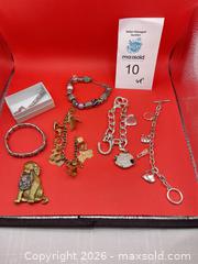 MaxSold Auction: Bracelets  - Oakville (Ontario, Canada) PARTNER MANAGED Estate Sale Online Auction -  Timber Lane