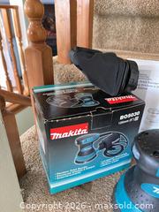 MaxSold Auction: Makita BO5030 5" Random Orbit Finish Sander - Greater Sudbury (Ontario, Canada) PARTNER MANAGED Estate Sale Online Auction -  Pebble Hill Place