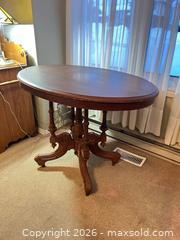 MaxSold Auction: Victorian Antique Oval Pedestal Dining/Parlor Table, Turned Column - Greater Sudbury (Ontario, Canada) PARTNER MANAGED Estate Sale Online Auction -  Pebble Hill Place