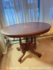 MaxSold Auction: Victorian Antique Oval Pedestal Dining/Parlor Table, Turned Column - Greater Sudbury (Ontario, Canada) PARTNER MANAGED Estate Sale Online Auction -  Pebble Hill Place