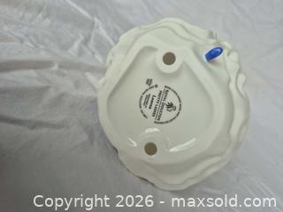 MaxSold Auction: Royal Doulton Ashley, Lauren & Thinking of You Bone China Figurines (3) - Hamilton (Ontario, Canada) SELLER MANAGED Estate Sale Online Auction - Barton Street East