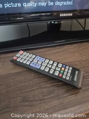 MaxSold Auction: Samsung 40" TV UN40EH5000F (UN40EH5000) - Hamilton (Ontario, Canada) SELLER MANAGED Estate Sale Online Auction - Barton Street East