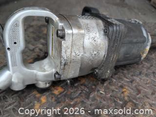 MaxSold Auction: Heavy Duty 1" Impact Gun - Whitby (Ontario, Canada) SELLER MANAGED Commercial Liquidation Online Auction -  Thickson Road