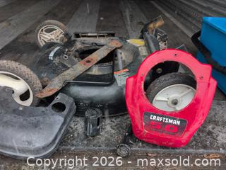MaxSold Auction: Lawn mower parts.  - Whitby (Ontario, Canada) SELLER MANAGED Commercial Liquidation Online Auction -  Thickson Road