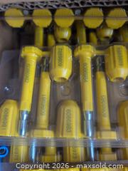 MaxSold Auction: Trailer Bolt and Plastic Seals - Whitby (Ontario, Canada) SELLER MANAGED Commercial Liquidation Online Auction -  Thickson Road