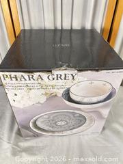 MaxSold Auction: Phara Grey 16-Piece Stoneware Dinnerware Set - Campbell (California, USA) PARTNER MANAGED Estate Sale Online Auction -  Dell Avenue