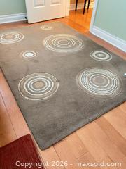 MaxSold Auction: Area Rug  - Kingston (Ontario, Canada) PARTNER MANAGED Downsizing Online Auction - Buckingham Court