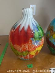 MaxSold Auction: Art Glass - Kingston (Ontario, Canada) PARTNER MANAGED Downsizing Online Auction - Buckingham Court