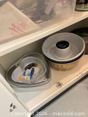 MaxSold Auction: Baking accessories  - Kingston (Ontario, Canada) PARTNER MANAGED Downsizing Online Auction - Buckingham Court