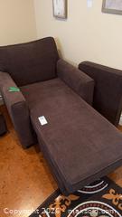 MaxSold Auction: Chair/Chaise Lounge - Kingston (Ontario, Canada) PARTNER MANAGED Downsizing Online Auction - Buckingham Court