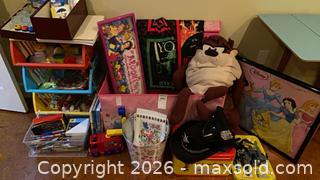MaxSold Auction: Children's Toys and Crafts - Kingston (Ontario, Canada) PARTNER MANAGED Downsizing Online Auction - Buckingham Court