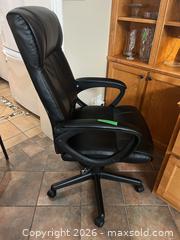 MaxSold Auction: Office Chair - Kingston (Ontario, Canada) PARTNER MANAGED Downsizing Online Auction - Buckingham Court