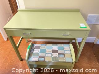 MaxSold Auction: Painted Wood Vanity/Console Desk with Matching Bench - Kingston (Ontario, Canada) PARTNER MANAGED Downsizing Online Auction - Buckingham Court