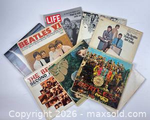 MaxSold Auction: A LOT OF VINTAGE BEATLES RECORDS - Toronto (Ontario, Canada) PARTNER MANAGED Moving Online Auction - Brunswick Avenue