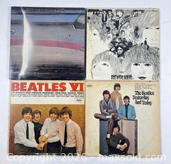 MaxSold Auction: A LOT OF VINTAGE BEATLES RECORDS - Toronto (Ontario, Canada) PARTNER MANAGED Moving Online Auction - Brunswick Avenue