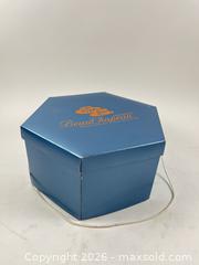 MaxSold Auction: BEAU CHAPEAU FLAPPER STYLE STRAW HAT BNIB BESPOKE - Toronto (Ontario, Canada) PARTNER MANAGED Moving Online Auction - Brunswick Avenue