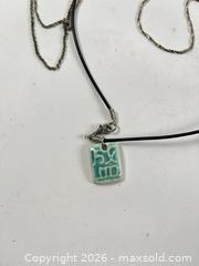 MaxSold Auction: COSTUME JEWELRY NECKLACE LOT WITH BOX DISCOVERY LOT - Toronto (Ontario, Canada) PARTNER MANAGED Moving Online Auction - Brunswick Avenue