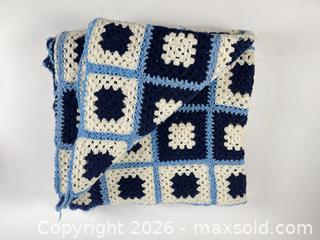 MaxSold Auction: CROCHET AND NEEDLE POINT HAND CRAFTED TEXTILE LOT - Toronto (Ontario, Canada) PARTNER MANAGED Moving Online Auction - Brunswick Avenue