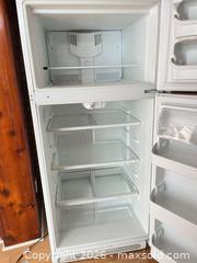 MaxSold Auction: FRIGIDARE REFRIGERATOR - Toronto (Ontario, Canada) PARTNER MANAGED Moving Online Auction - Brunswick Avenue
