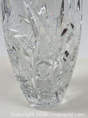 MaxSold Auction: LEADED GLASS CRYSTAL VASE - Toronto (Ontario, Canada) PARTNER MANAGED Moving Online Auction - Brunswick Avenue