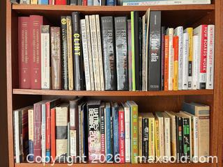 MaxSold Auction: LIBRARY LOT H - Toronto (Ontario, Canada) PARTNER MANAGED Moving Online Auction - Brunswick Avenue