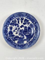 MaxSold Auction: [LOT OF 10] VINTAGE JAPANESE SAKE SETS AND PLATE - Toronto (Ontario, Canada) PARTNER MANAGED Moving Online Auction - Brunswick Avenue