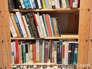 MaxSold Auction: [LOT OF 130+] BOOKCASE FULL OF SPORTS BOOKS AND NOVELS - Toronto (Ontario, Canada) PARTNER MANAGED Moving Online Auction - Brunswick Avenue