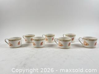 MaxSold Auction: [LOT OF 29] BEAUTIFUL VICTORIA & BEALE ATLANTIS DINNERWARE SET - Toronto (Ontario, Canada) PARTNER MANAGED Moving Online Auction - Brunswick Avenue