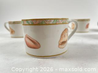 MaxSold Auction: [LOT OF 29] BEAUTIFUL VICTORIA & BEALE ATLANTIS DINNERWARE SET - Toronto (Ontario, Canada) PARTNER MANAGED Moving Online Auction - Brunswick Avenue