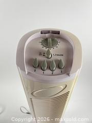 MaxSold Auction: [LOT OF 4] FANS AND SPACE HEATERS - Toronto (Ontario, Canada) PARTNER MANAGED Moving Online Auction - Brunswick Avenue