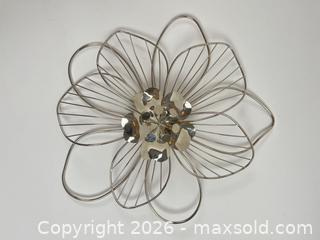 MaxSold Auction: [LOT OF 5] COOL VARIOUS MODERN HOME DECOR - Toronto (Ontario, Canada) PARTNER MANAGED Moving Online Auction - Brunswick Avenue