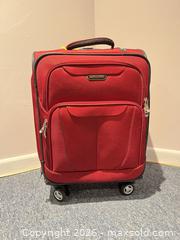 MaxSold Auction: [LOT OF 6] SUITCASES AND LUGGAGE - Toronto (Ontario, Canada) PARTNER MANAGED Moving Online Auction - Brunswick Avenue