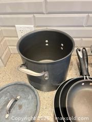 MaxSold Auction: [LOT OF 8] QUALITY COOKWARE AND UTENSIL LOT - Toronto (Ontario, Canada) PARTNER MANAGED Moving Online Auction - Brunswick Avenue