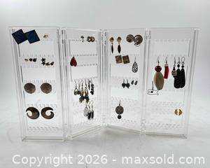 MaxSold Auction: LOT OF EARRINGS ON ACRYLIC DISPLAY STAND - Toronto (Ontario, Canada) PARTNER MANAGED Moving Online Auction - Brunswick Avenue
