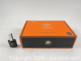 MaxSold Auction: MODELONES GEL NAIL POLISH KIT 40 PIECES - Toronto (Ontario, Canada) PARTNER MANAGED Moving Online Auction - Brunswick Avenue