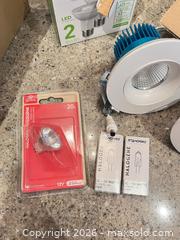 MaxSold Auction: QUANTITY LIGHTBULB LOT - Toronto (Ontario, Canada) PARTNER MANAGED Moving Online Auction - Brunswick Avenue