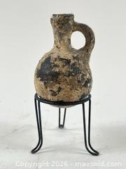 MaxSold Auction: SMALL ANTIQUE POTTERY VASE - Toronto (Ontario, Canada) PARTNER MANAGED Moving Online Auction - Brunswick Avenue