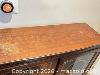 MaxSold Auction: VINTAGE HONDERICH GLASS FRONT BOOKCASE CABINET - Toronto (Ontario, Canada) PARTNER MANAGED Moving Online Auction - Brunswick Avenue