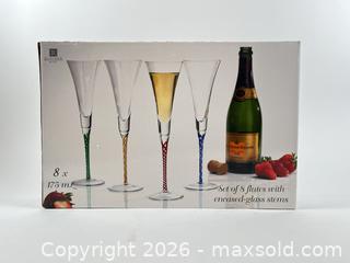 MaxSold Auction: VINTAGE ROSCHER AND CO HANDBLOWN CHAMPAGNE FLUTES IN BOX - Toronto (Ontario, Canada) PARTNER MANAGED Moving Online Auction - Brunswick Avenue