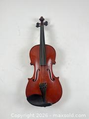 MaxSold Auction: VINTAGE VIOLIN NICE - Toronto (Ontario, Canada) PARTNER MANAGED Moving Online Auction - Brunswick Avenue