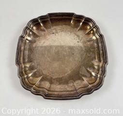 MaxSold Auction: VINTAGE WINDSOR INTERNATIONAL STERLING SERVING PLATE - Toronto (Ontario, Canada) PARTNER MANAGED Moving Online Auction - Brunswick Avenue