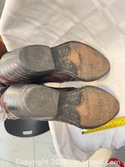 MaxSold Auction: Men's Brown/Burgundy Two-Tone Western Cowboy Boots, Possibly US 10–11 - Welland (Ontario, Canada) SELLER MANAGED Reseller Online Auction - Stern Drive